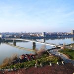 Impresii despre Novi Sad (Serbia), din zile de iarnă cu soare și sărbătoare